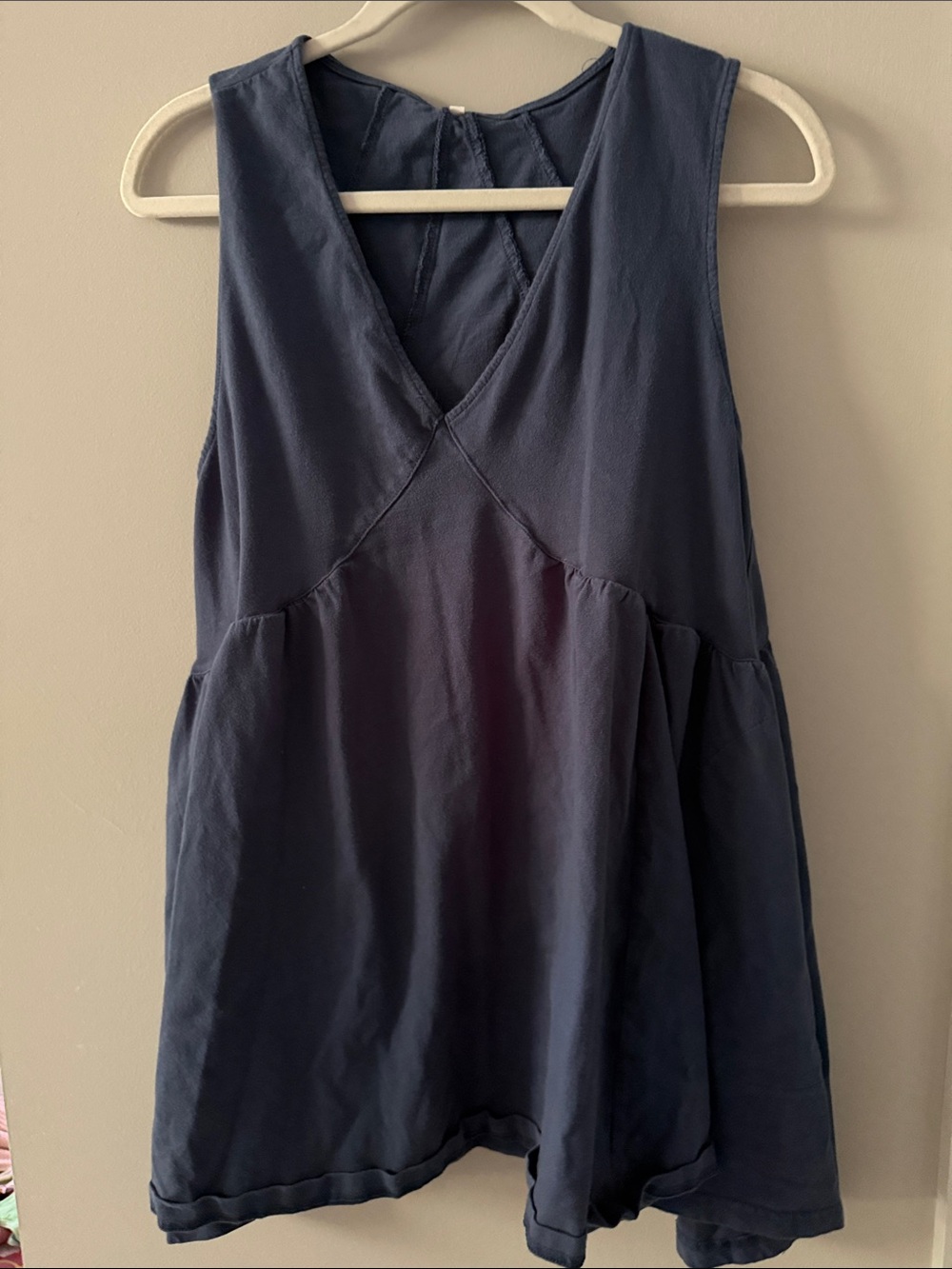 Women’s Navy Sleeveless V-Neck Smock Top